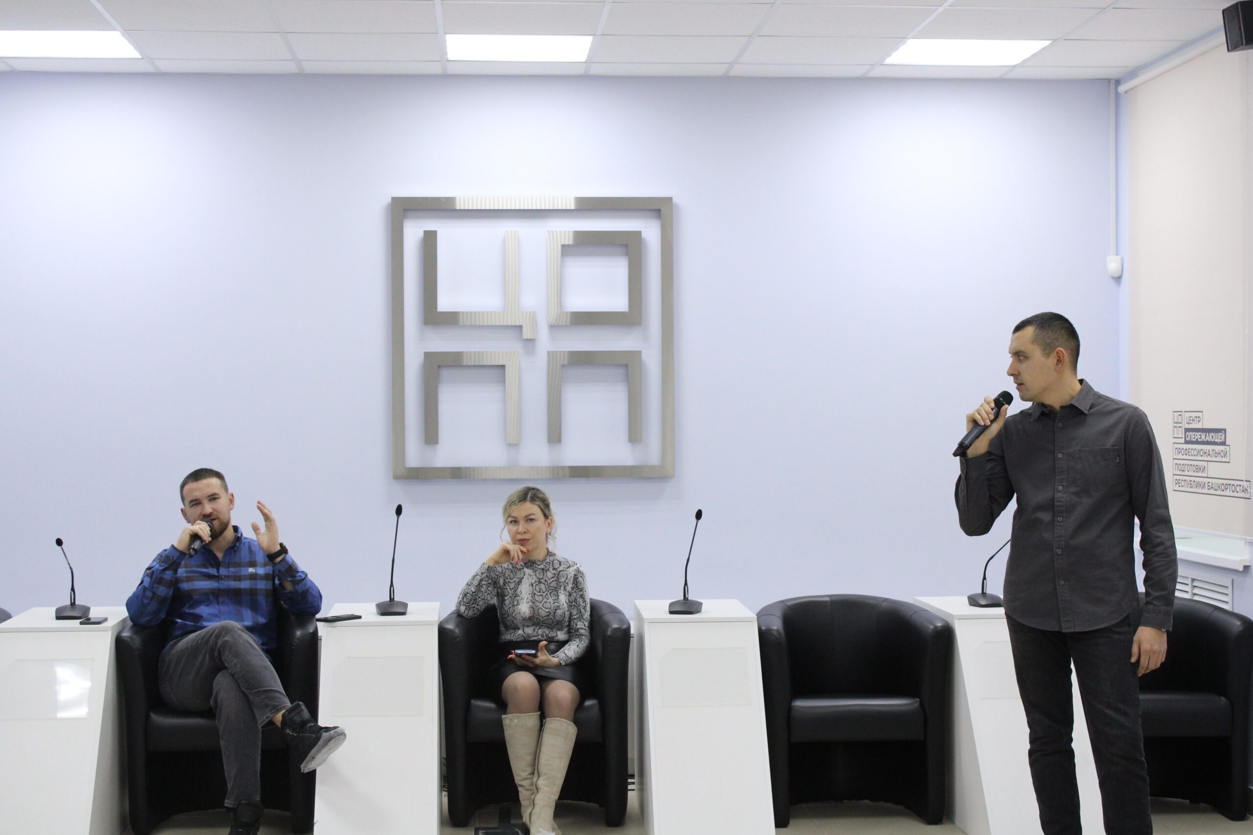 Встреча с потенциальными работодателями в сфере машиностроения